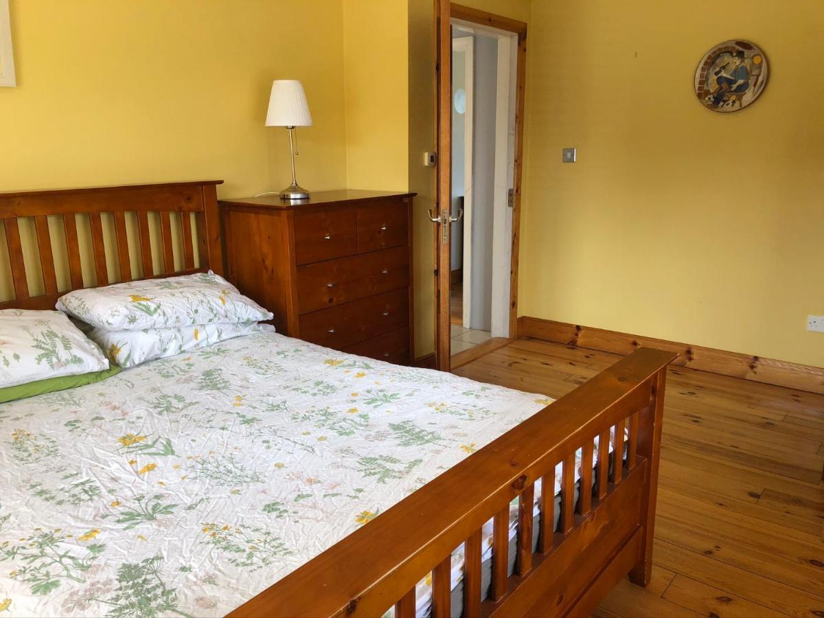 House With Sea Views Close To Beach With Wifi And Large Kitchen And Dining Ardnagreevagh ภายนอก รูปภาพ