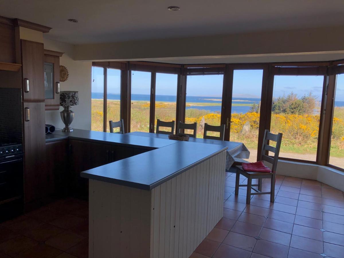 House With Sea Views Close To Beach With Wifi And Large Kitchen And Dining Ardnagreevagh ภายนอก รูปภาพ